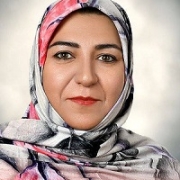 زهرا میرزایی